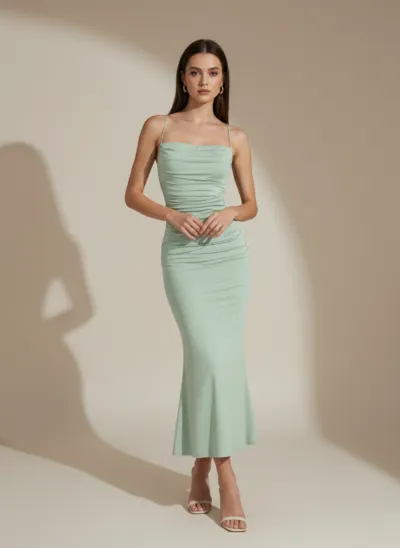 Sweetra Едноцветна плисирана дълга рокля в рибен цвят за жени